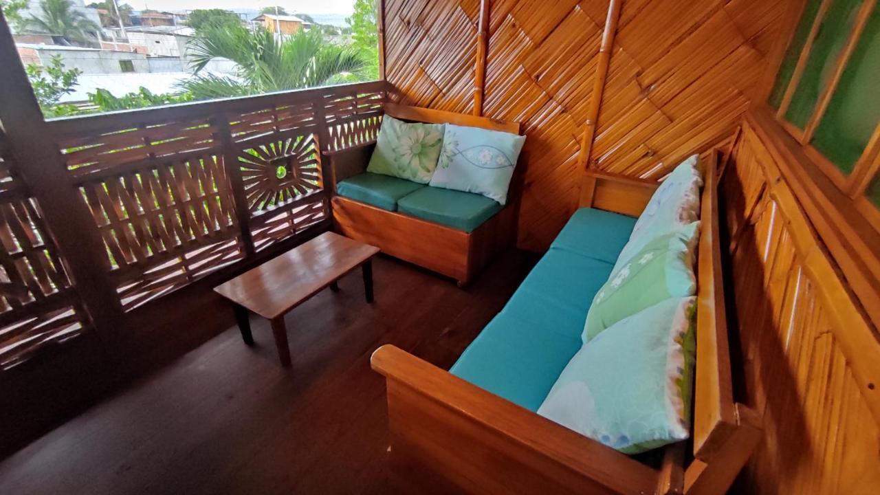 Wasimita Hotell Crucita Eksteriør bilde